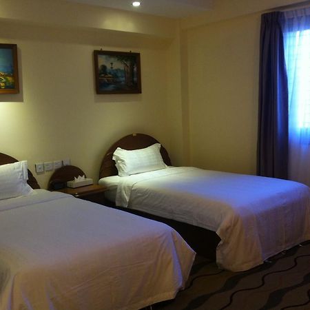 City Star Hotel Yangon Extérieur photo