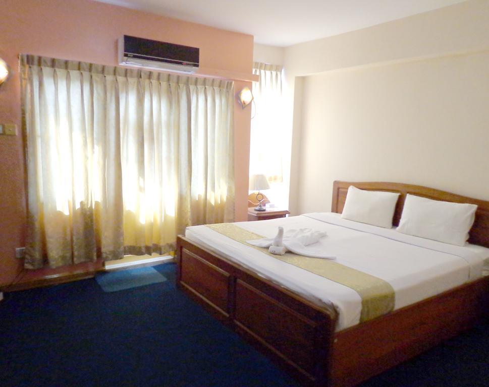 City Star Hotel Yangon Extérieur photo