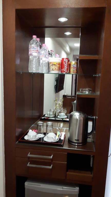City Star Hotel Yangon Chambre photo