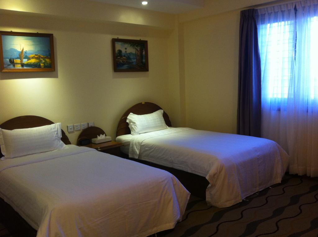 City Star Hotel Yangon Extérieur photo