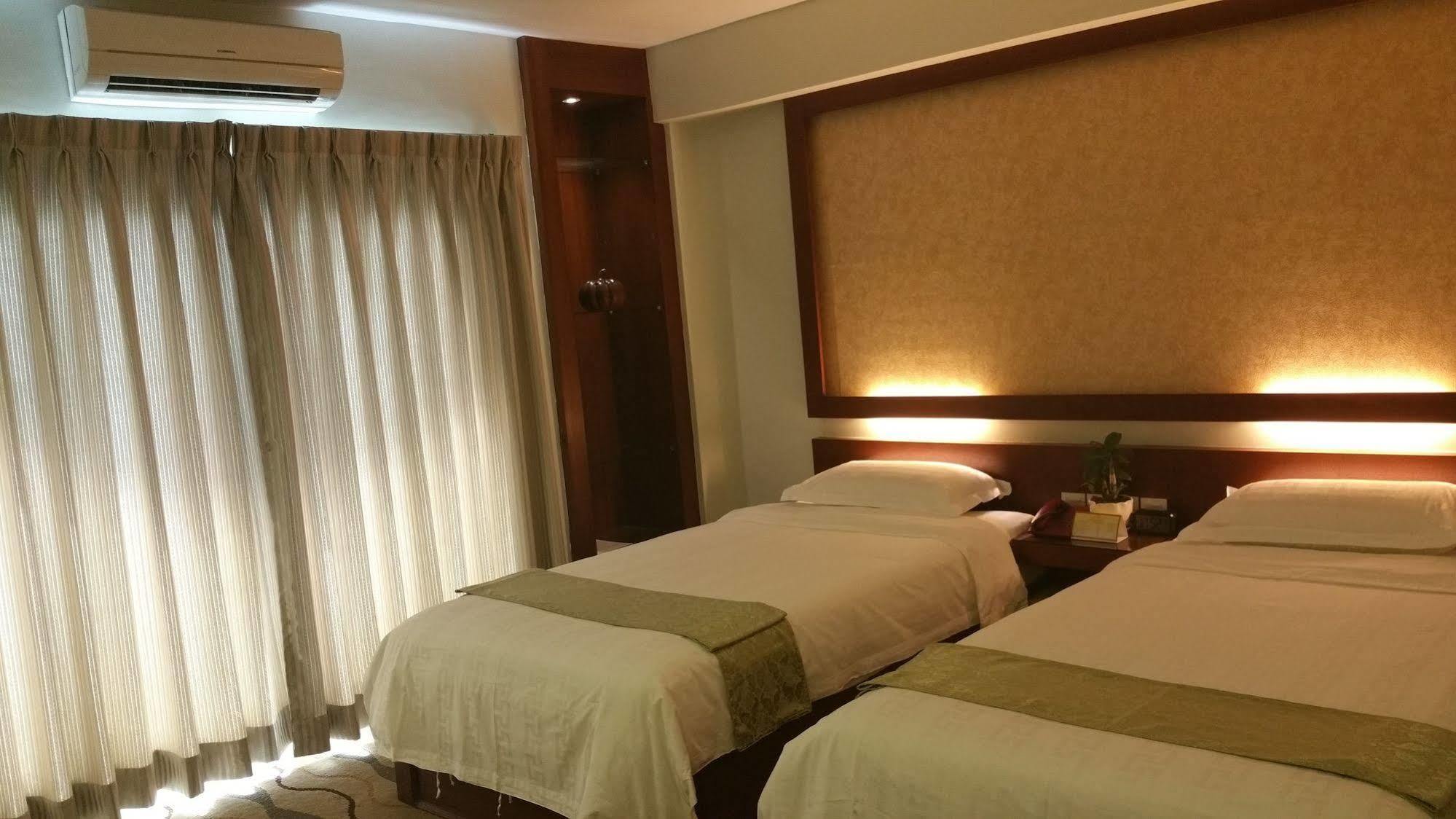 City Star Hotel Yangon Extérieur photo